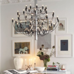 Moderne kroonluchters met architecturale vormen